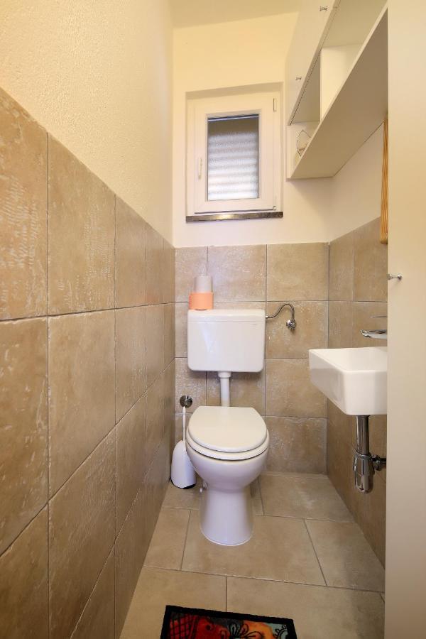 Apartment Vincent With Beautiful Sea View Terrace เคลโนวีซา ภายนอก รูปภาพ